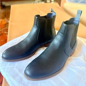 Johnston & Murphy Black Leather Chelsea Boots